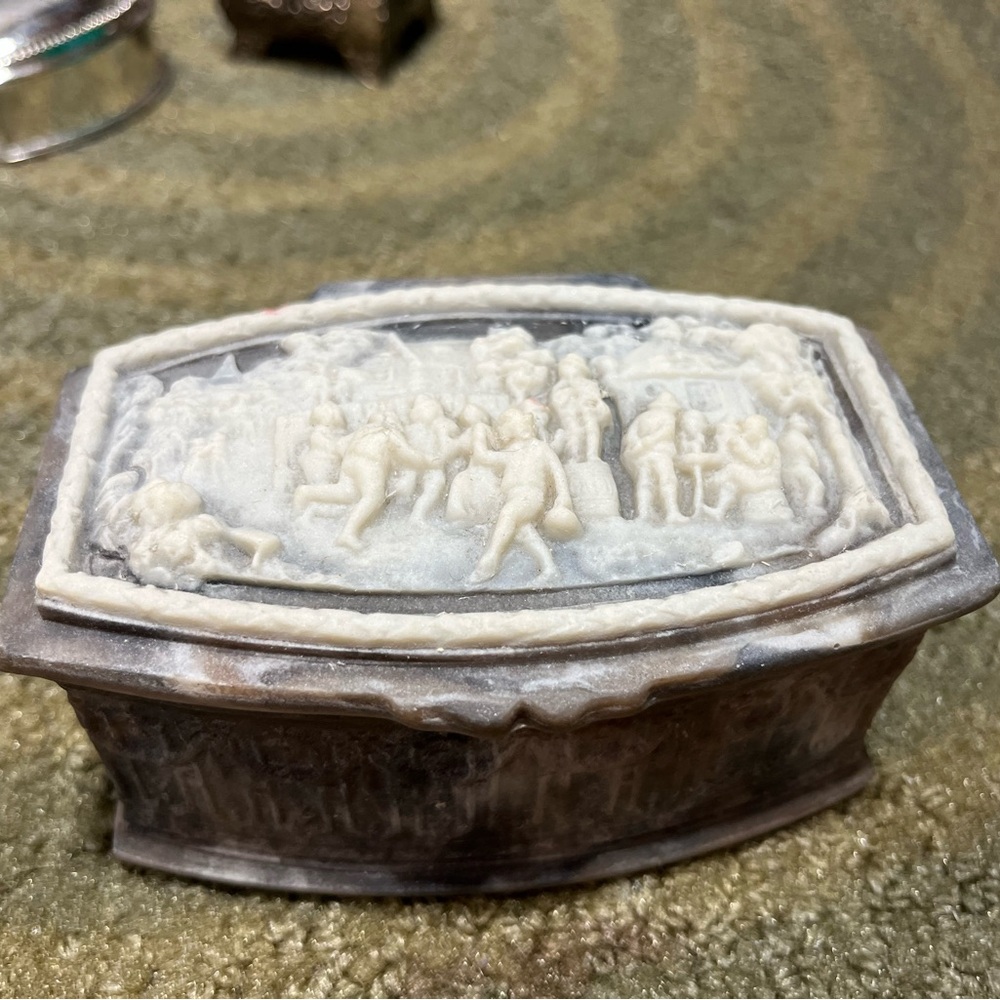 Vintage Carved Jewelry Box